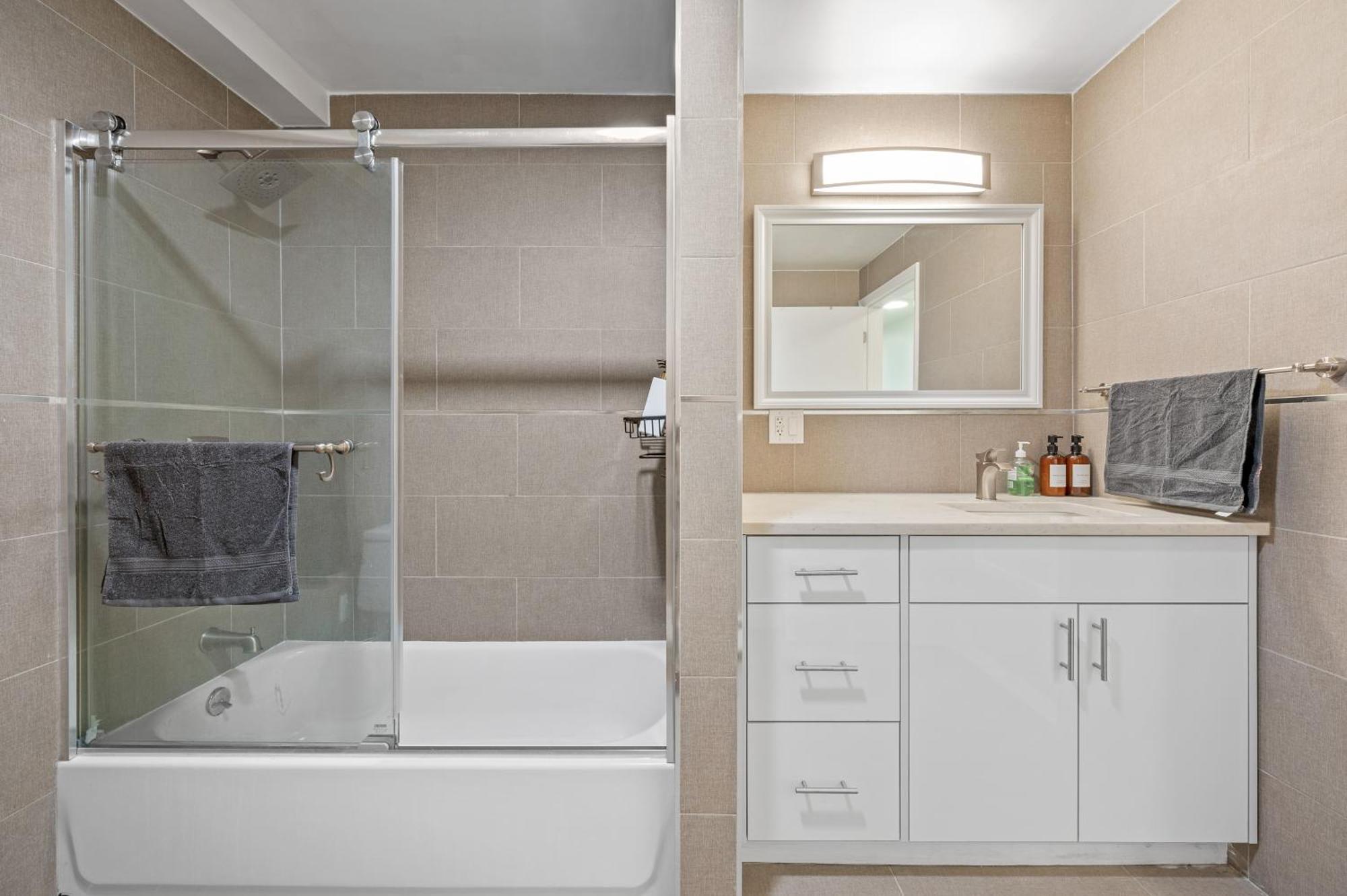 Upper East Side Luxury 3br 2b 1700 Square Feet Hotel Nueva York